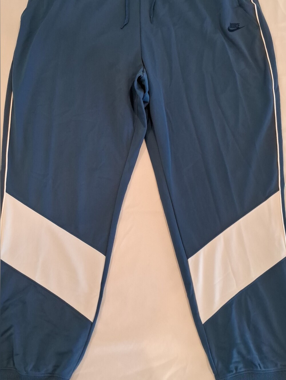 Nike Blue Womens Standard Fit Jogger Pants with White Swoosh Tag